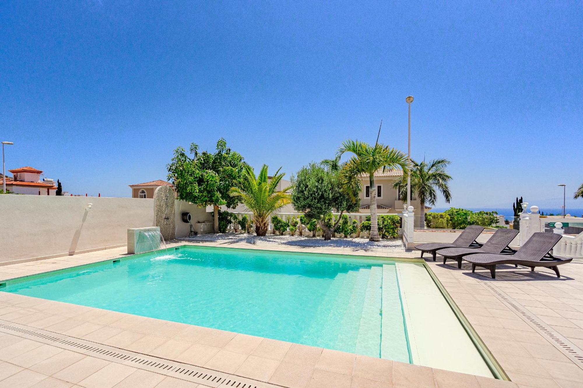 Villa Sabina - 6 Bedroom House Адехе Екстериор снимка
